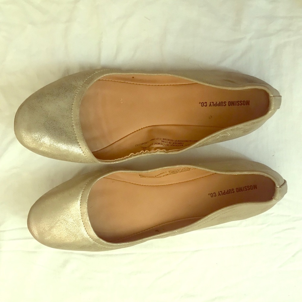 Slightly metallic ballet flats